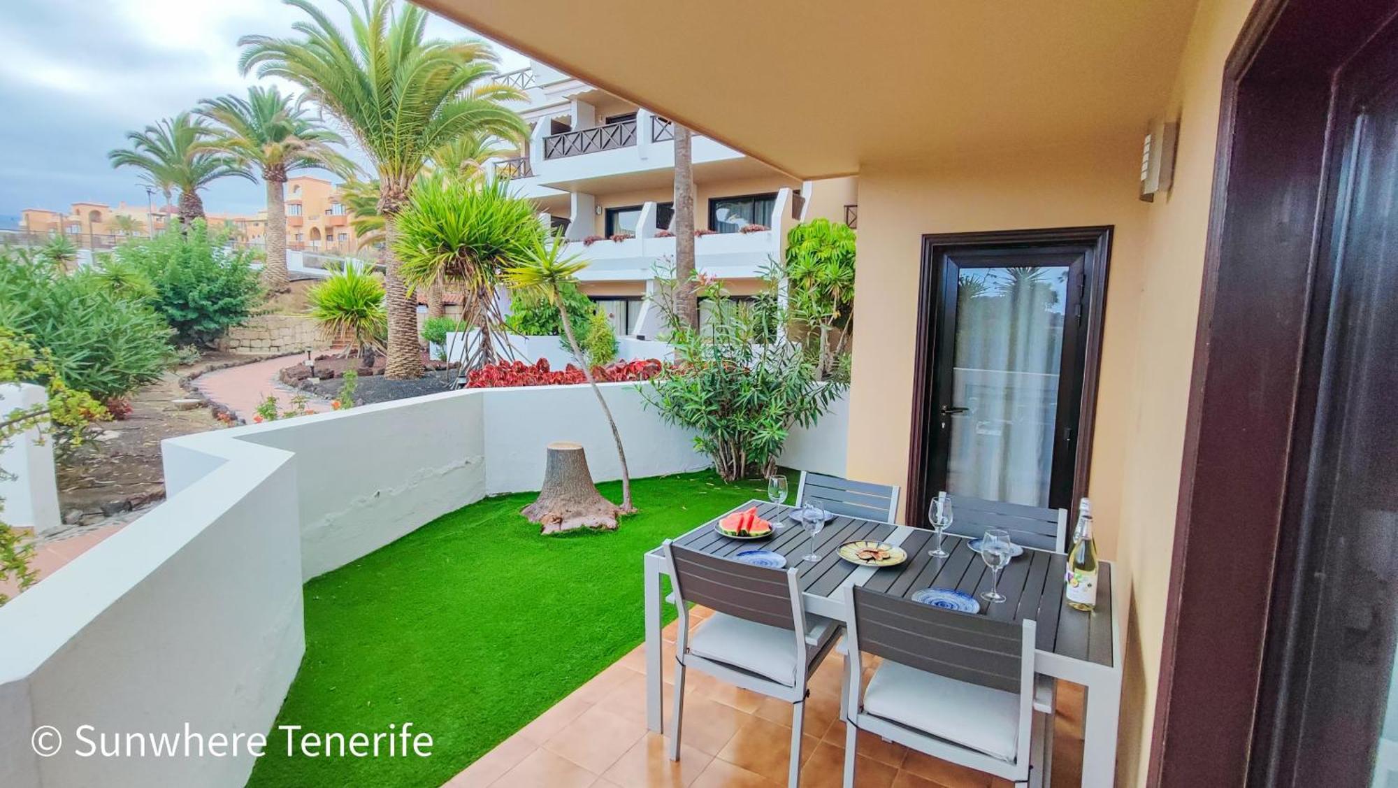 Spacious Apartment With Private Garden In Tenerife South 산미겔데아보나 외부 사진